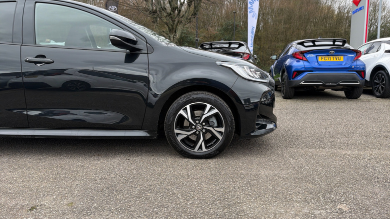 Toyota Yaris 1.5 Hybrid Design 5dr CVT Hybrid Hatchback